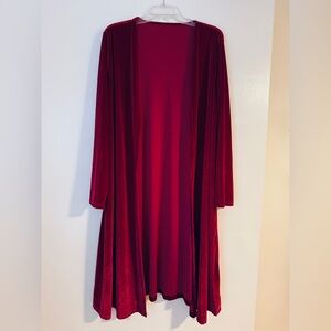 NWOT UNBRANDED VELVET DUSTER